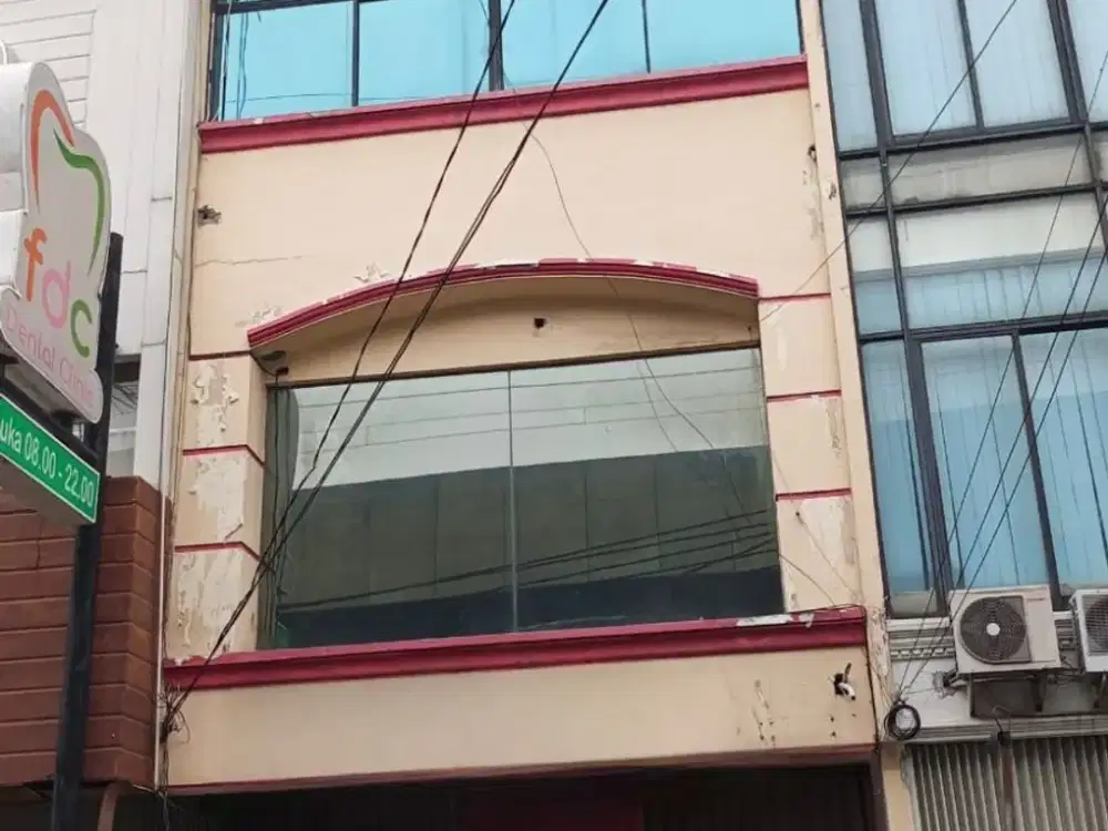 Sewa Ruko 4 Lantai Kondisi Bagus di Fatmawati dekat Statiun MRT