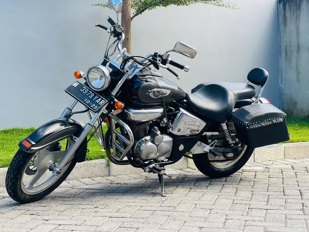 Honda phantom cruiser 2002 full original plat N
