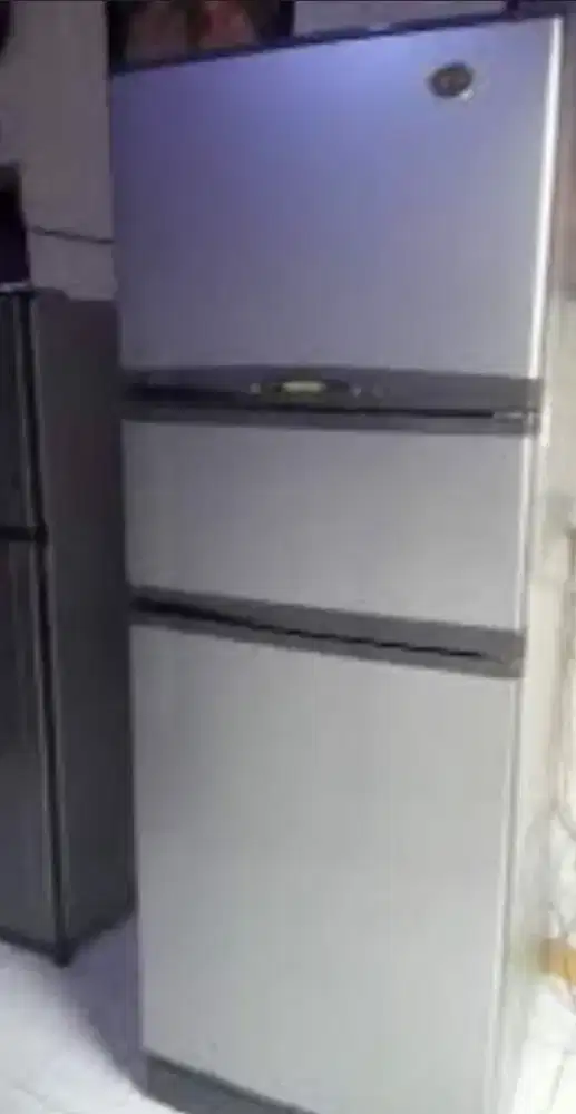 Kulkas 3 pintu Jumbo LG