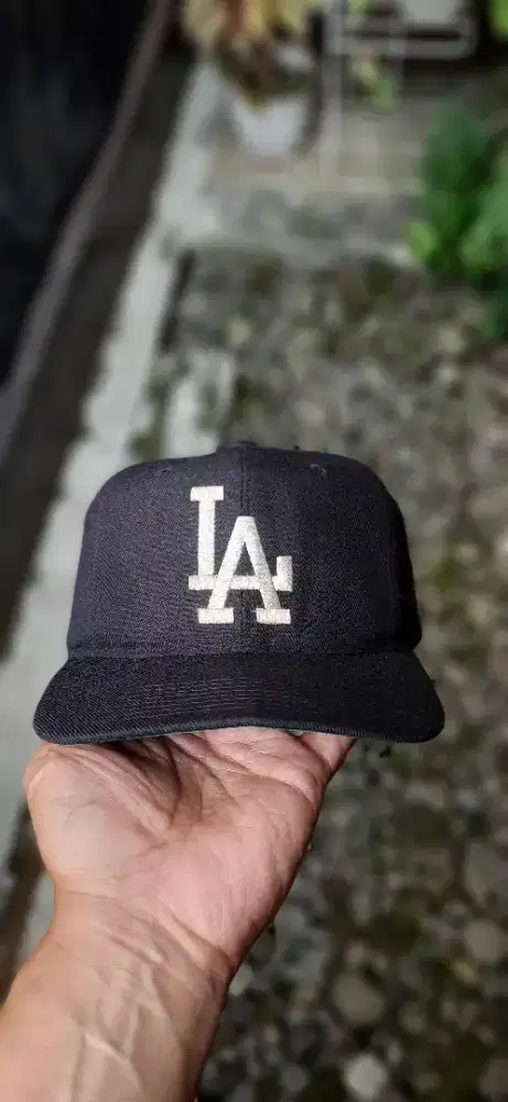 Topi LA Dodgers Vintage Bahan Wool