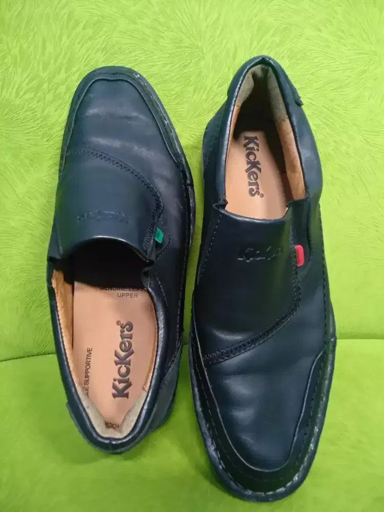 Kickers original size 42