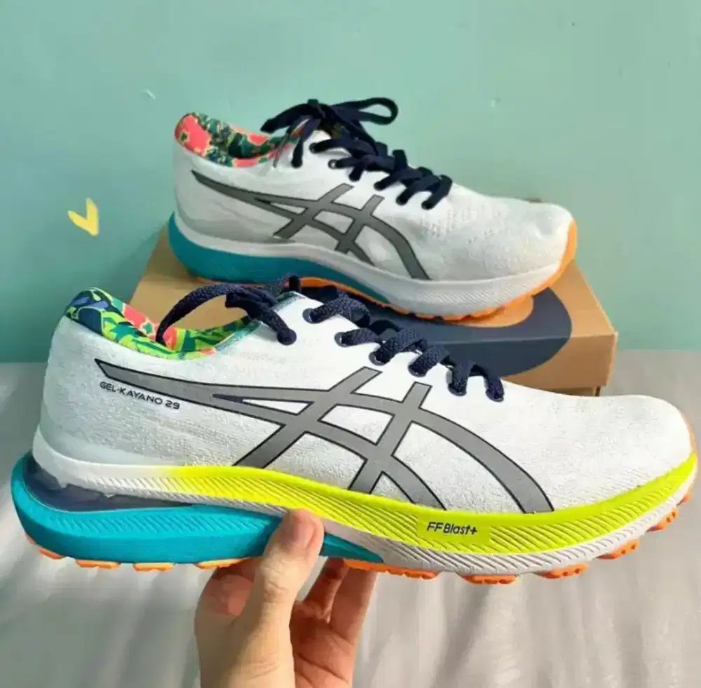 Sepatu Asics Gel Kayano 29 Lite Show