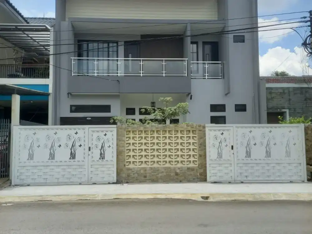 DIJUAL RUMAH DI GRIYA LOKA BSD