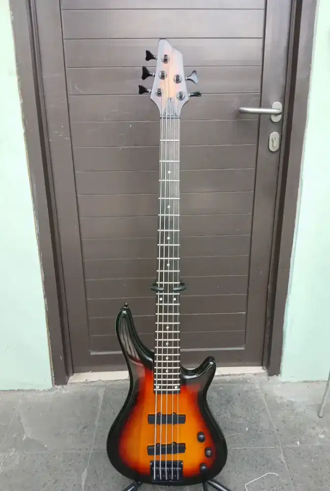 Bass 5 senar Murah Mewah