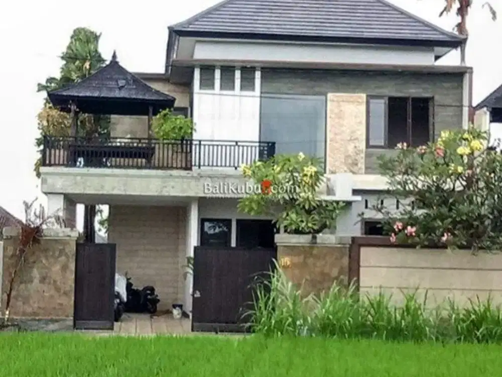 AMR-022.GM For Yearly Rent Housing Villa 4-BR in Jl Tukad Balian Renon