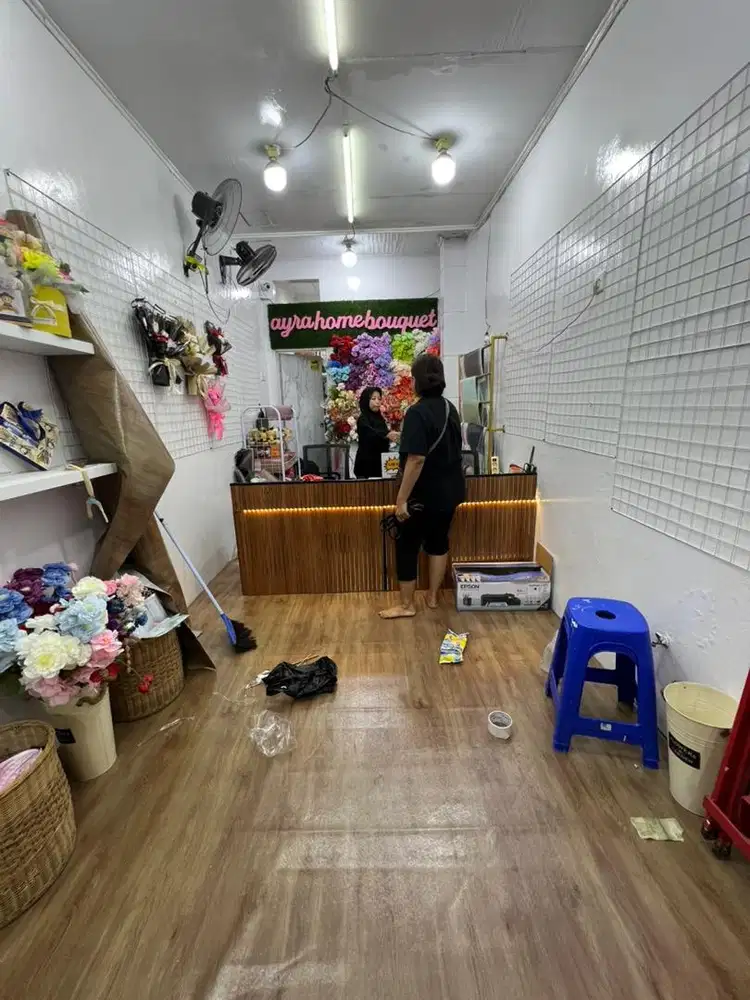 Dicari Karyawati untuk Admin dan buat buket, dicari yg sungguh sungguh