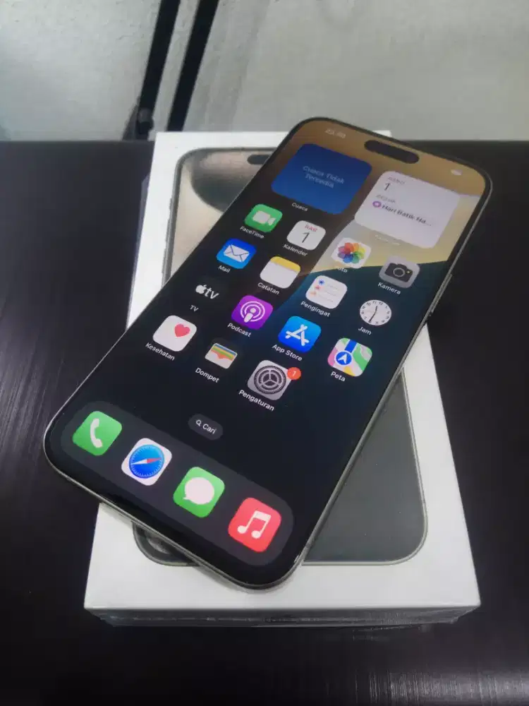 iPhone 15 Pro Max Natural Titanium 256GB iBox