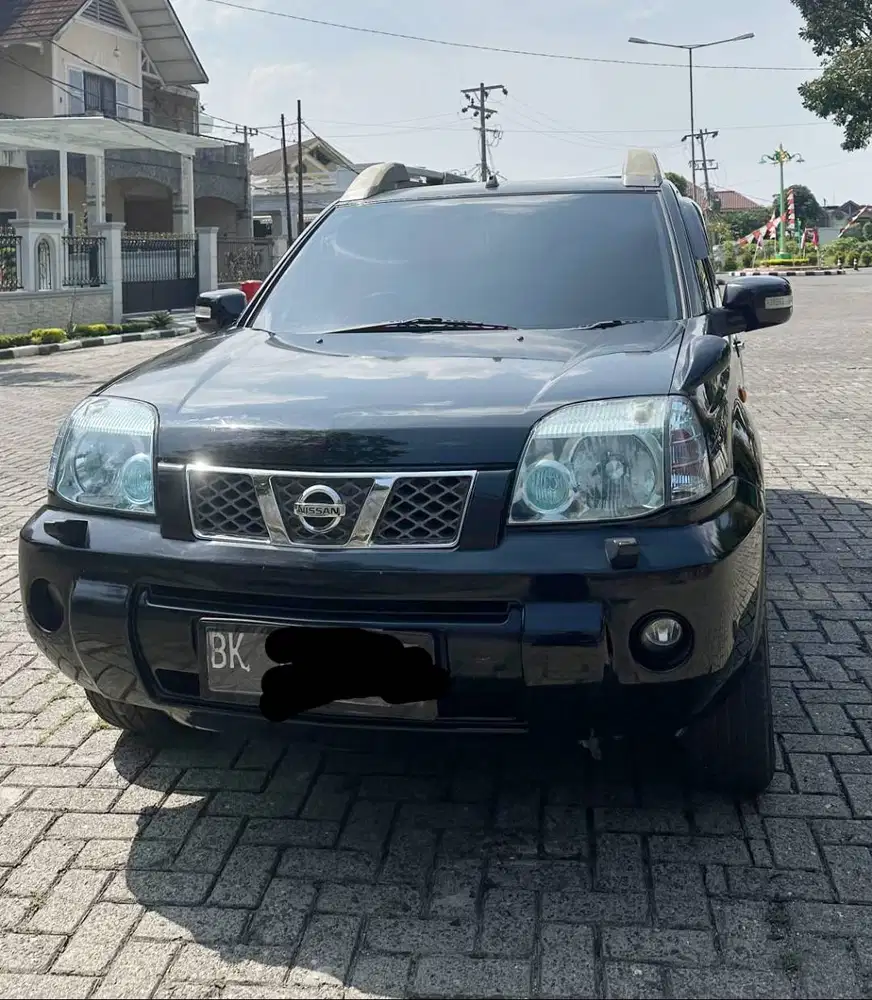 Nissan Xtrail 2006 Hitam Mempesona
