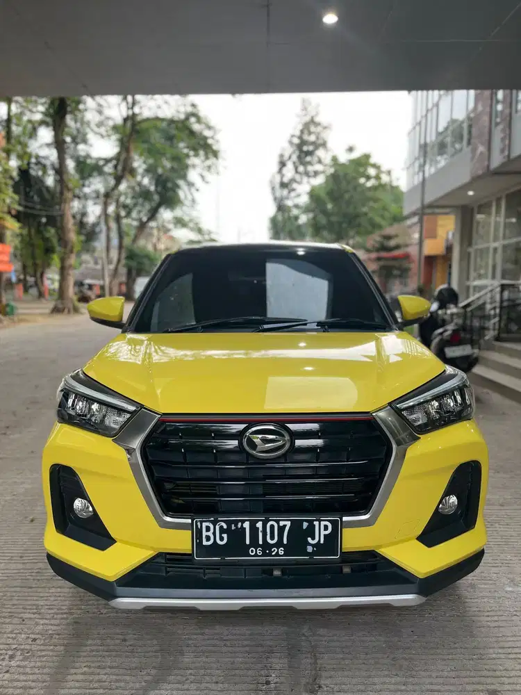 Daihatsu Rocky 1.0 R ADS Bensin AT 2021