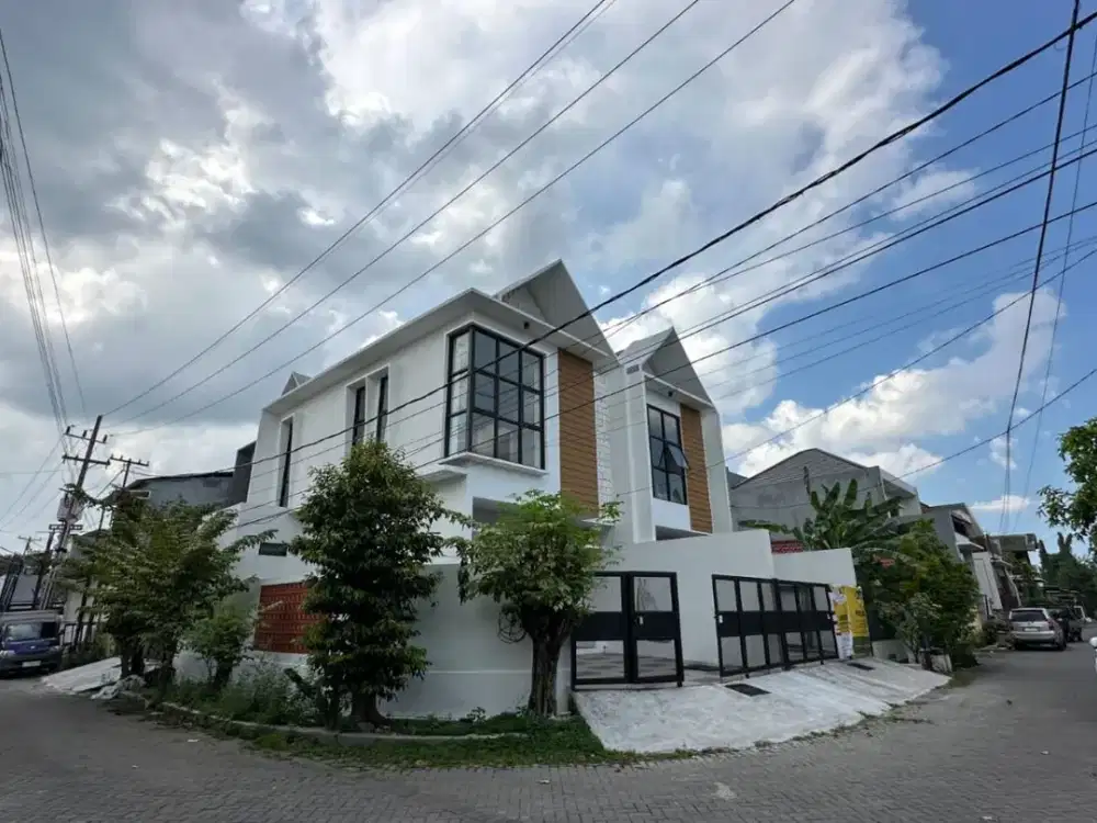 DIJUAL RUMAH HOOK PROJECT BARU SCANDINAVIAN TANDES SURABAYA