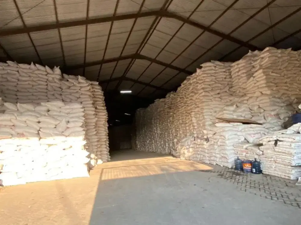 DIJUAL CEPAT GUDANG SIAP PAKAI MARGOMULYO SURABAYA