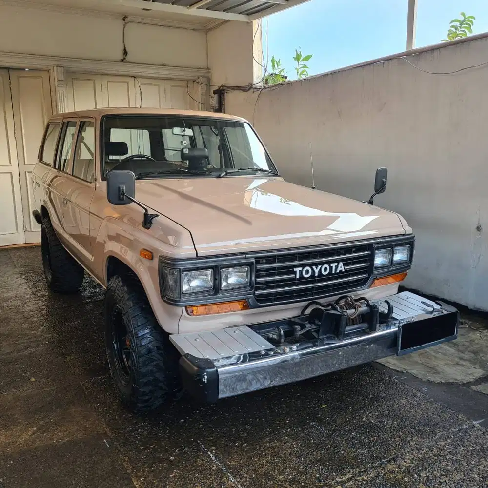 Toyota Land Cruiser HJ60 1983 Beige Land Cruiser 1982 LC 1984 Jual bu
