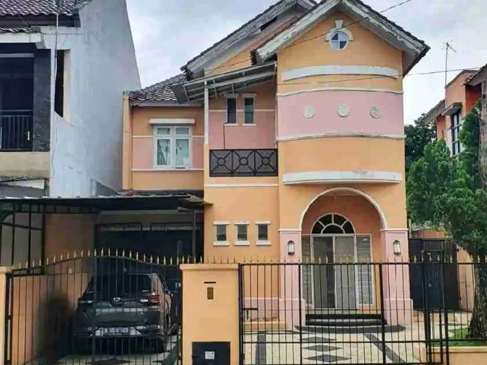 Rumah 2 lantai di jual murah Hanya 1,5 Milyar Nego