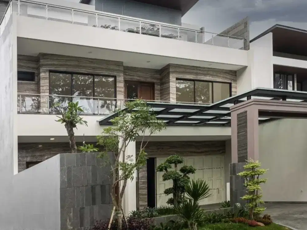 3 Lantai Rumah Citaraland Utama Golf View Modern Minimalis