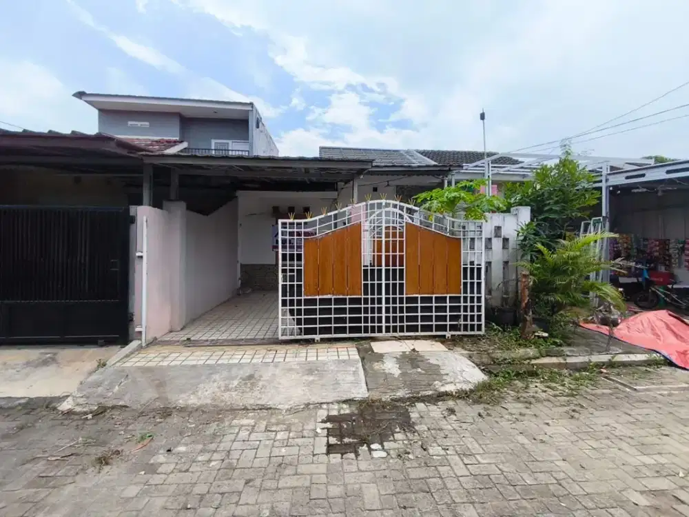 Dijual Rumah di Bawah Harga Pasar di Klapanunggal