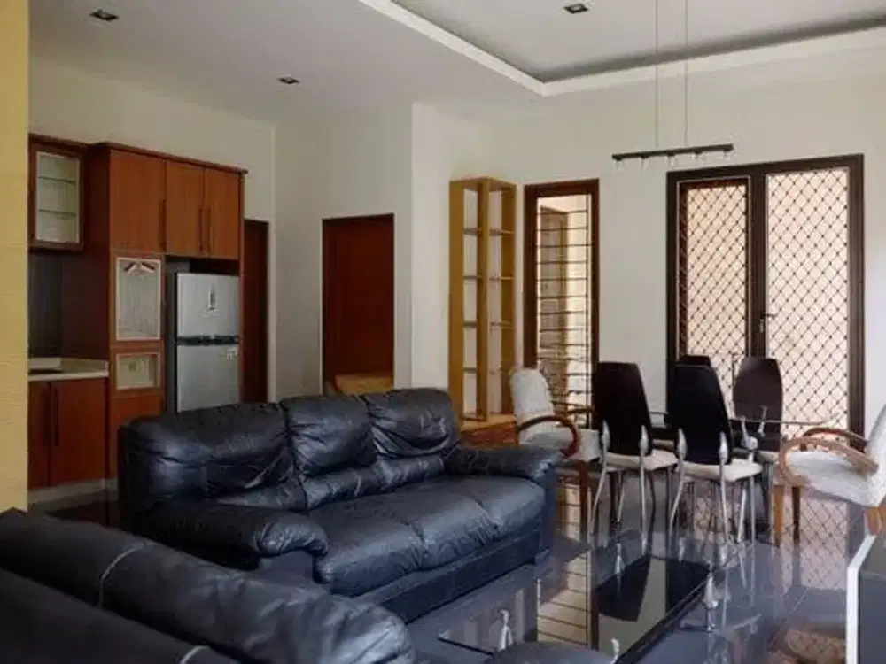 Dijual Cepat Rumah Siap Huni 2 Lt Di Rawamangun ,JakTim