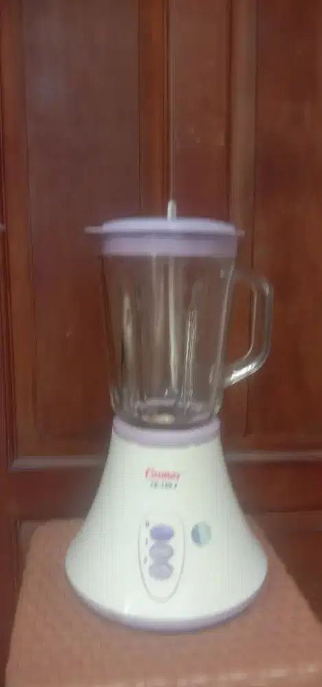 Blender jusce merk Cosmos. 1.5 ltr,yg buat bumbu tidak jual.