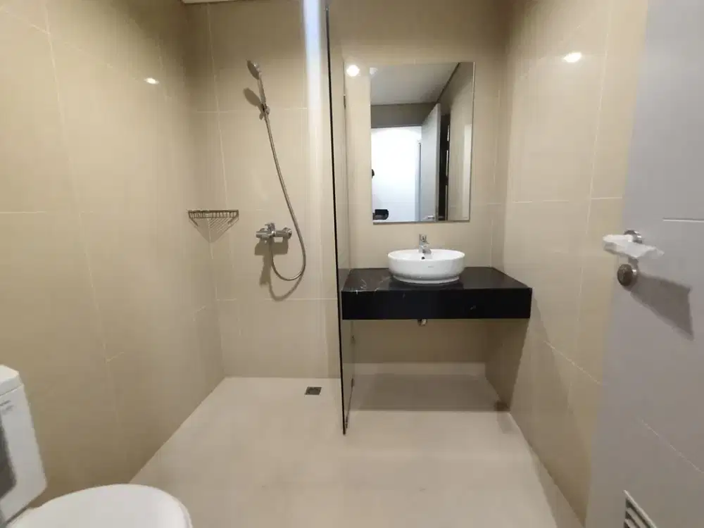 Apartemen Grand Sungkono Lagoon Tower Caspian Surabaya