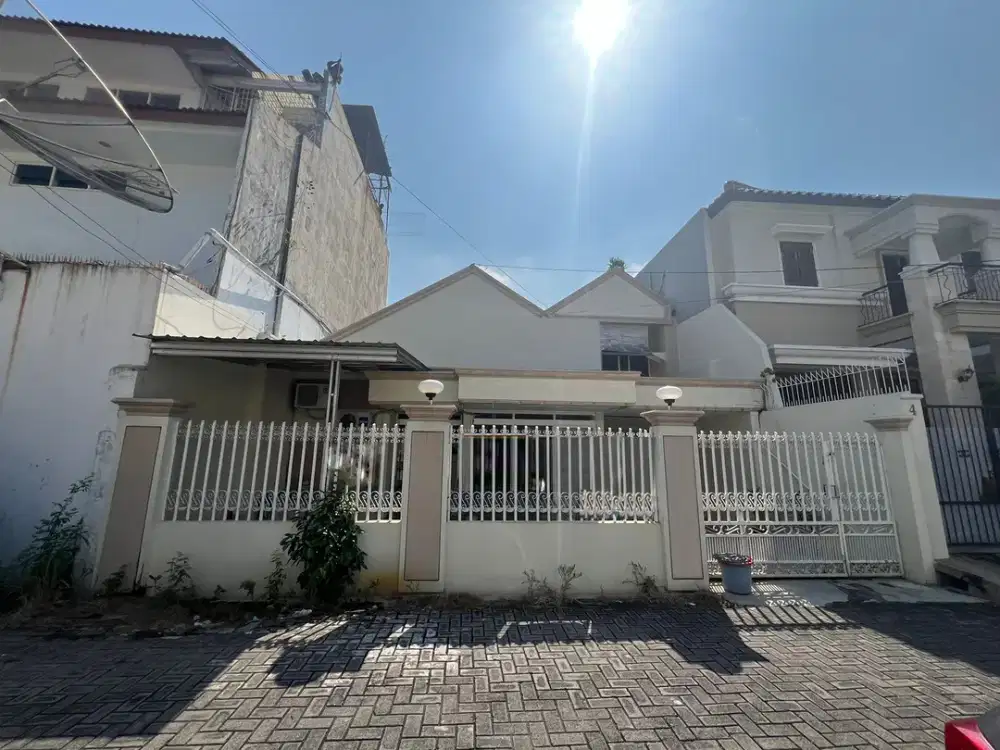 Dijual Rumah Tengah Kota Lokasi Jl. Seroja Semarang