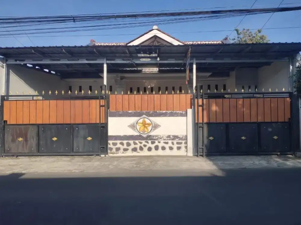 Rumah Siap Huni Pinggir Jalan Raya  Purwokerto Utara