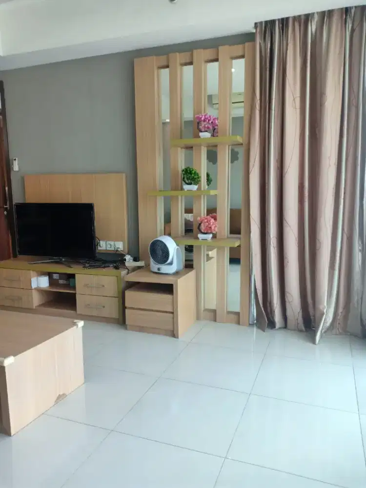 Disewakan Apartemen St Moritz 2BR, Full Furnished - Puri Indah