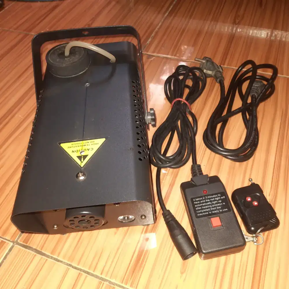 Mesin Kabut Asap 600W Led Listrik Minus