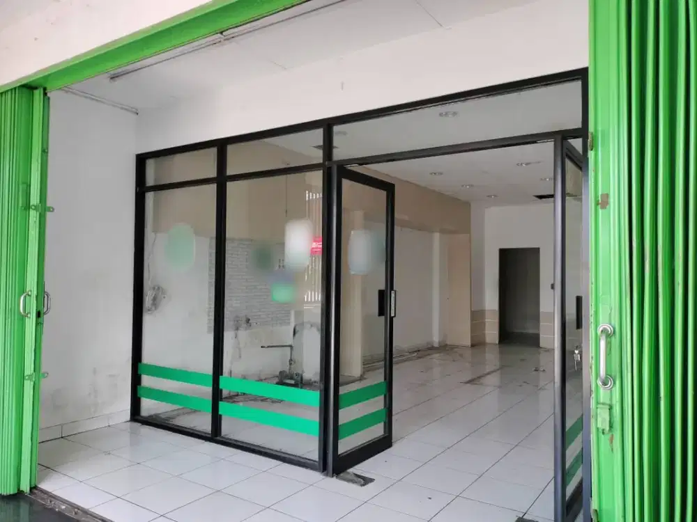 Termurah! Ruko Lokasi Strategis di Indrayasa Bandung