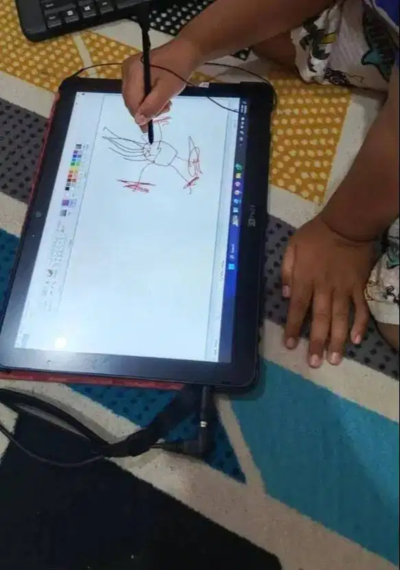 Tablet murah sekolah kulia Fujitsu touchscreen 2in1 core m3 stylus pen