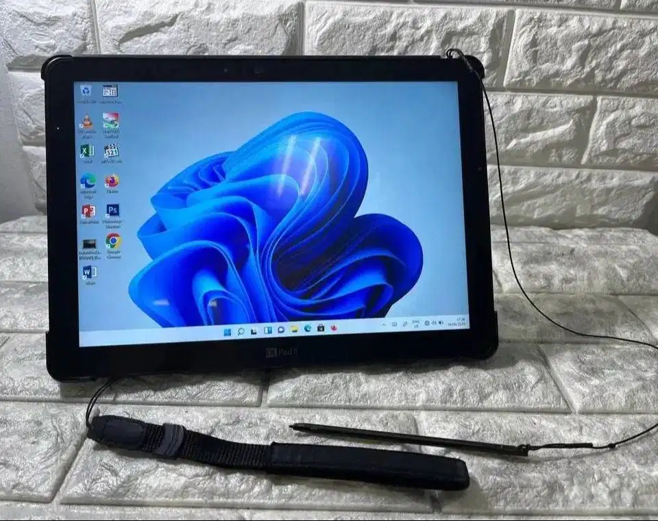 Tablet 2in1 Fujitsu M3 ram8gb simcar windows 11 touchscreen pen stylus