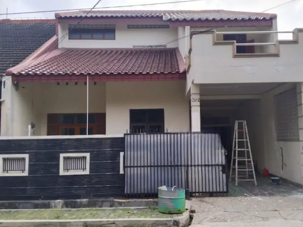 Rumah Besar Nyaman di Pondok Kopi Jakarta Timur