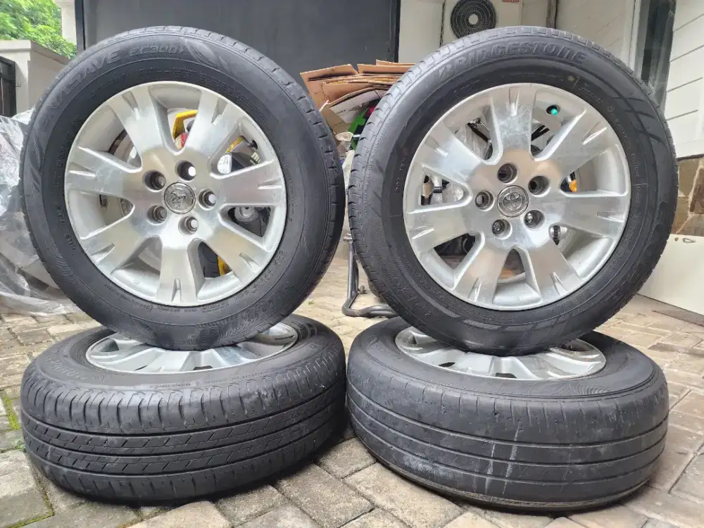 JUAL CEPAT BAN VELG ORIGINAL TOYOTA BAWAAN ALPHARD R16