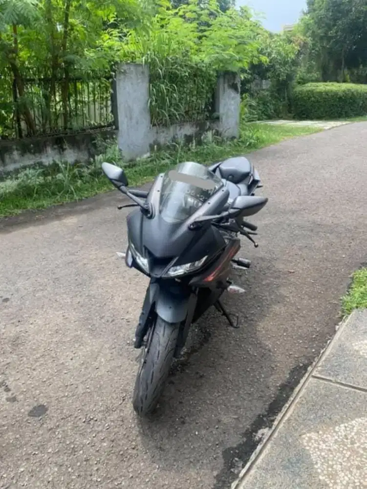 Yahama YZF- R15 tahun 2017