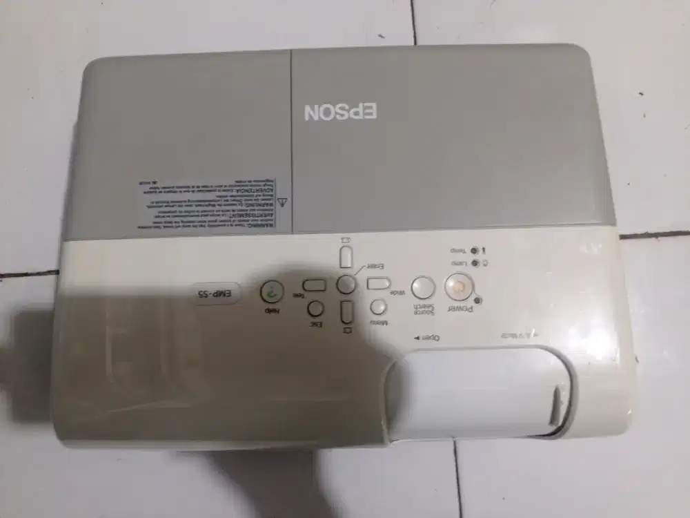 Proyektor Epson EMP-S5 Kondisi Normal, Kualitas terjamin Harga Murah
