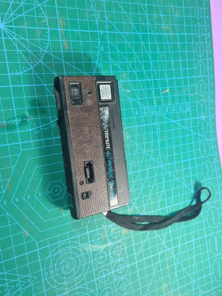 Kamera jadul Kodak Trimlite Instamatic 38