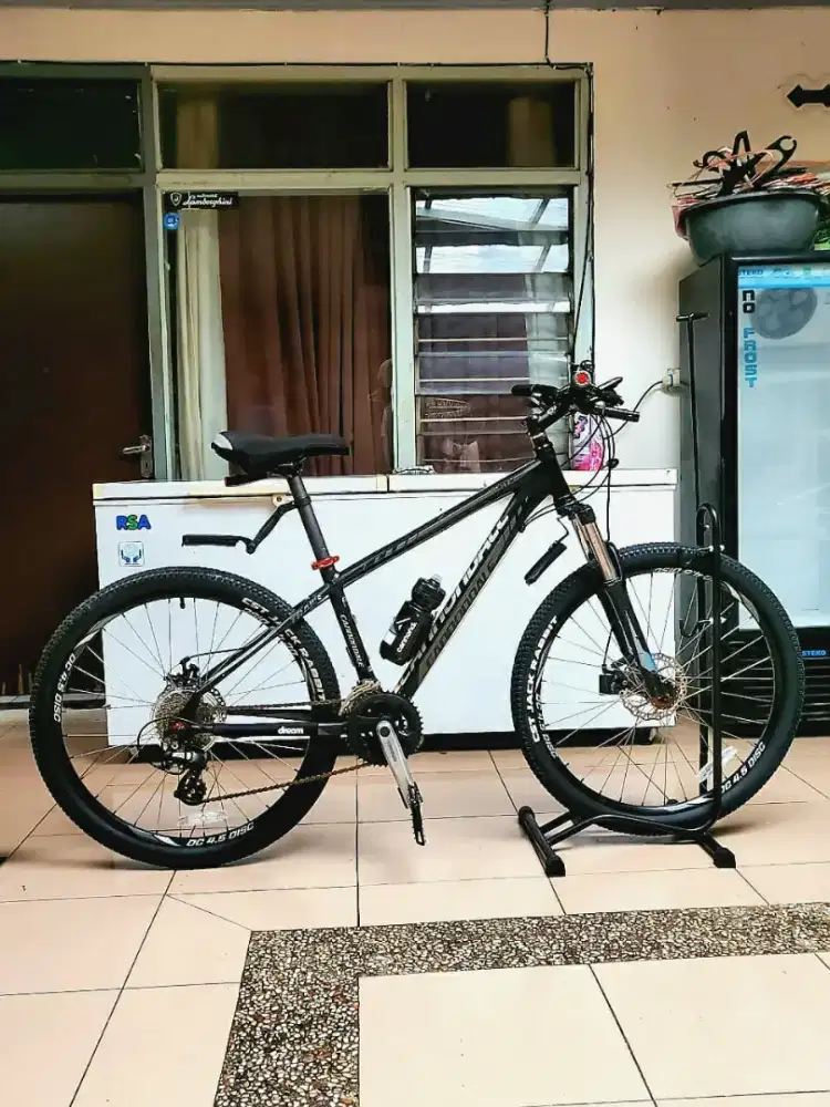 Sepeda Gunung Cannondale MTB