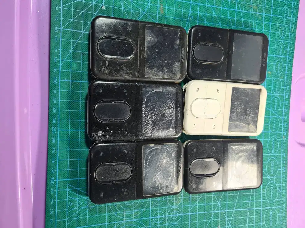 Multimedia dan mp4 player Creative Zen Vision M Bahan Service dan Spar