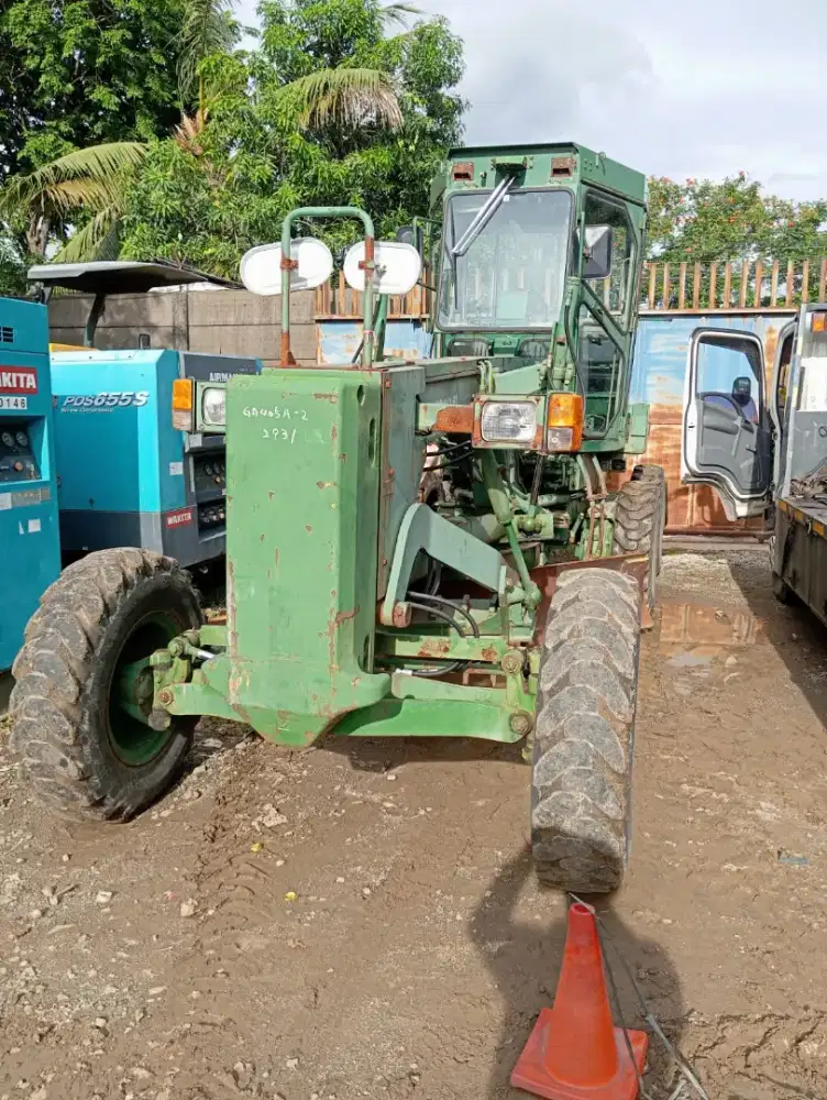 Grader Komatsu GD405A-2 Motor Grader BuildupJepang Harga DP
