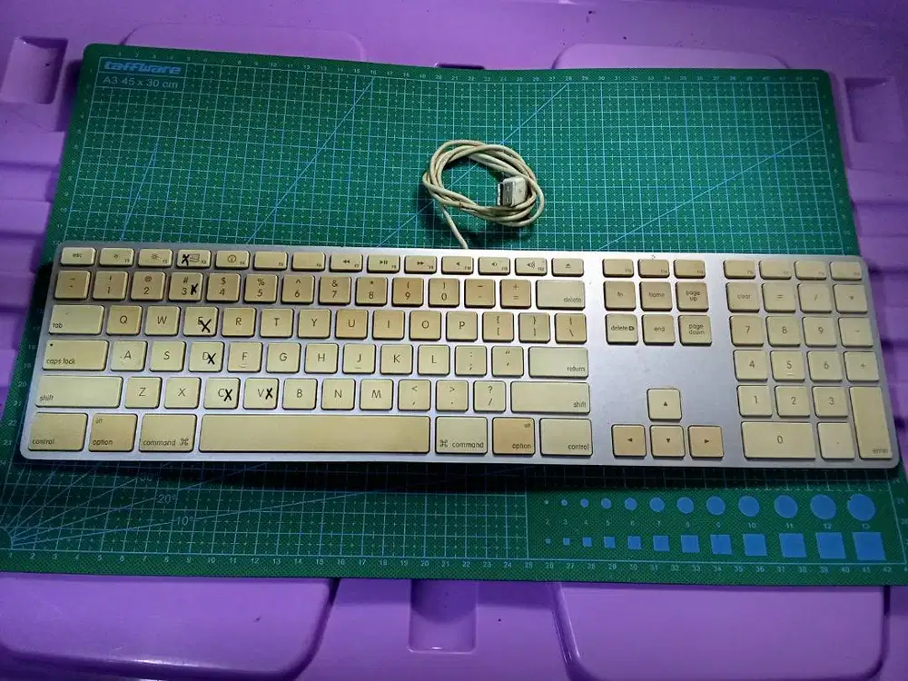 Apple Keyboard A1243 Alumunium USB Wired