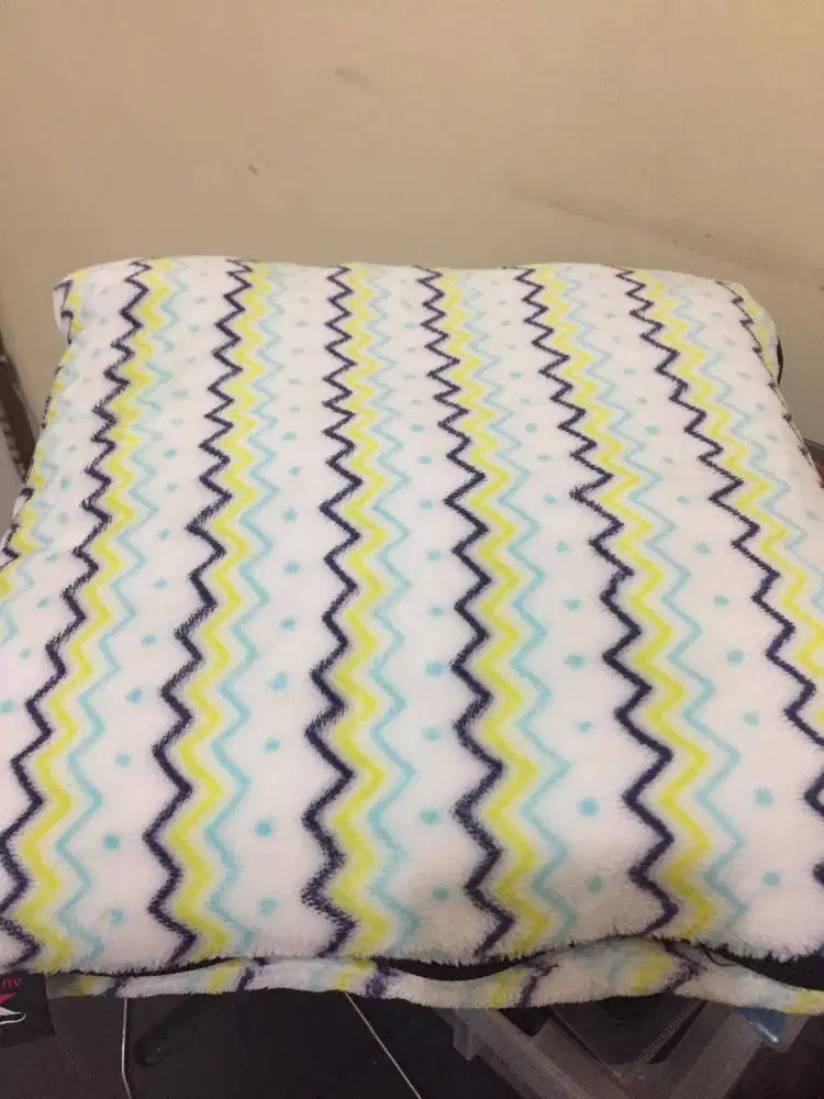 BANTAL SELIMUT MURAH UNTUK ANAK DAN BAYI