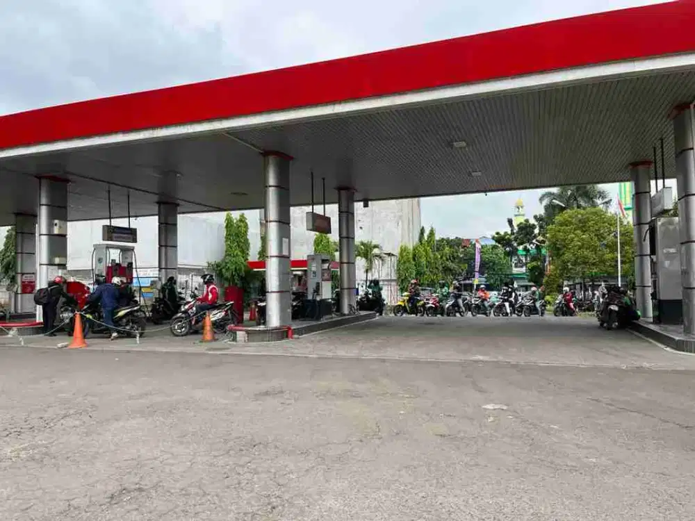 For Sale
Tanah Komersial
Di Mampang Prapatan Jakarta Selatan
SHGB
Lt. 5781m²

Harga 48jt/ m2