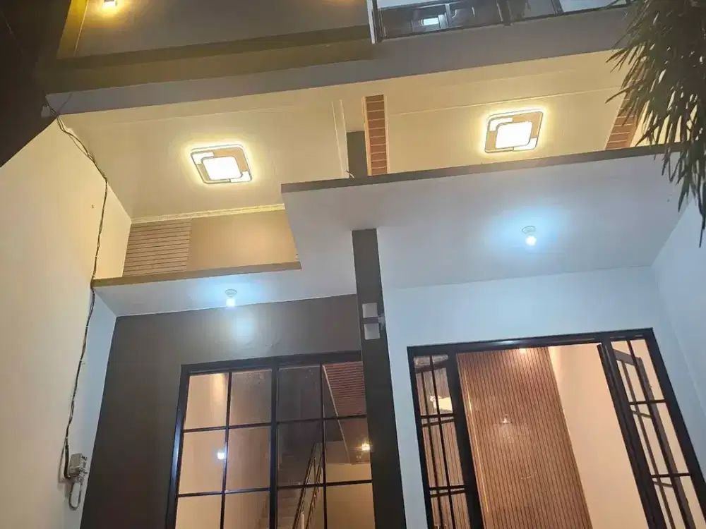 Rumah 2 Lt di Syuhada Permai Tlogosari Kulon Pedurungan