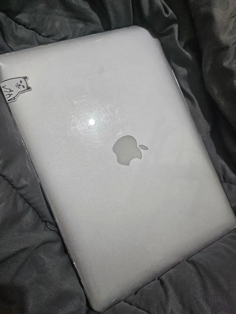 Macbook Air 13-inch Mid 2013 - i5