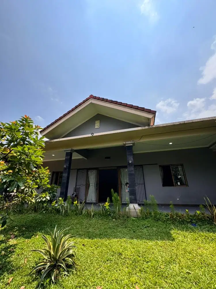 Rumah Parung lt 1.530 lb.300 luas