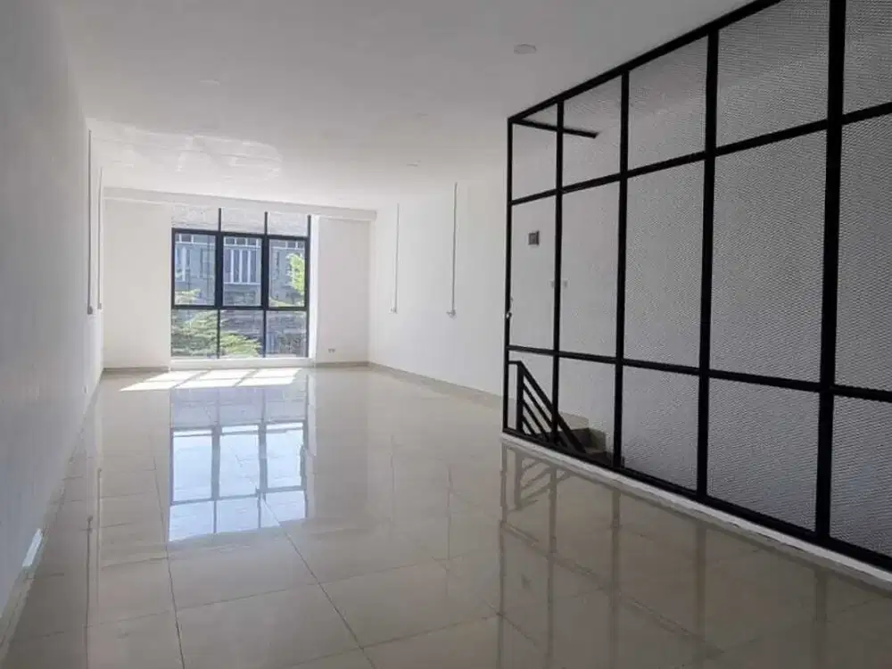 Disewakan Ruko Mainroad Mekar Wangi Baru Renov