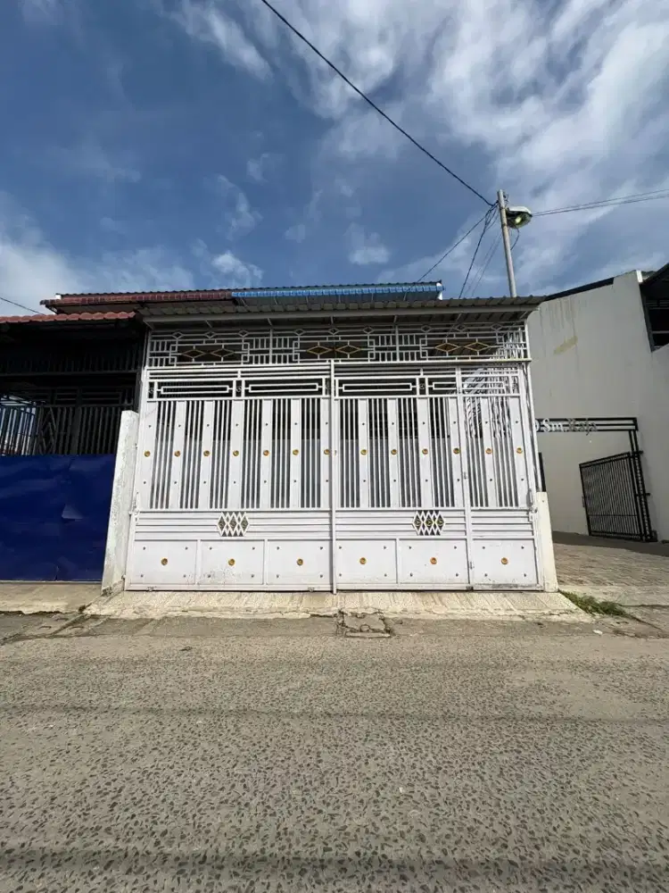 RUMAH READY 2 LANTAI LOKASI DI AMPLAS