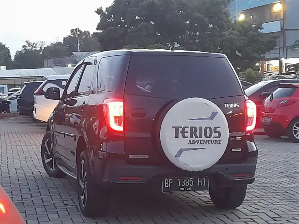 DAIHATSU TERIOS X AUTOMETIC PAJAK HIDUP TANGAN PERTAMA MOBIL BAGUS