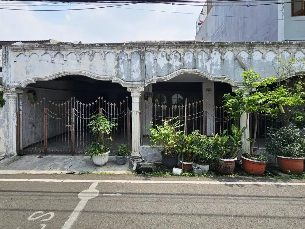 MURAH, DIBAWAH NJOP! Rumah Dijual Cideng. Komplek. Jalan Lebar. NEGO