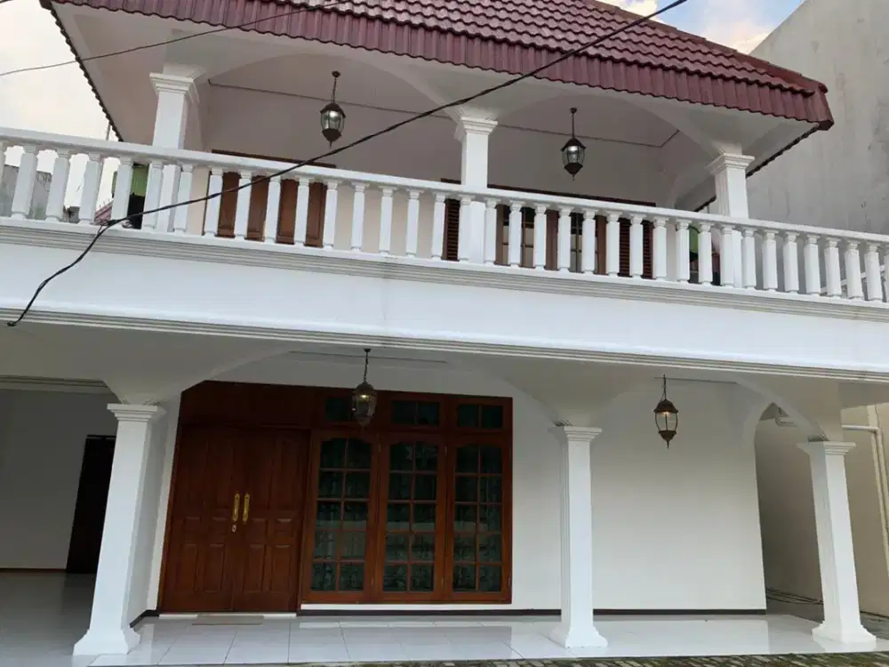 Disewa Rumah di Panglima Polim Kebayoran Baru Jakarta Selatan