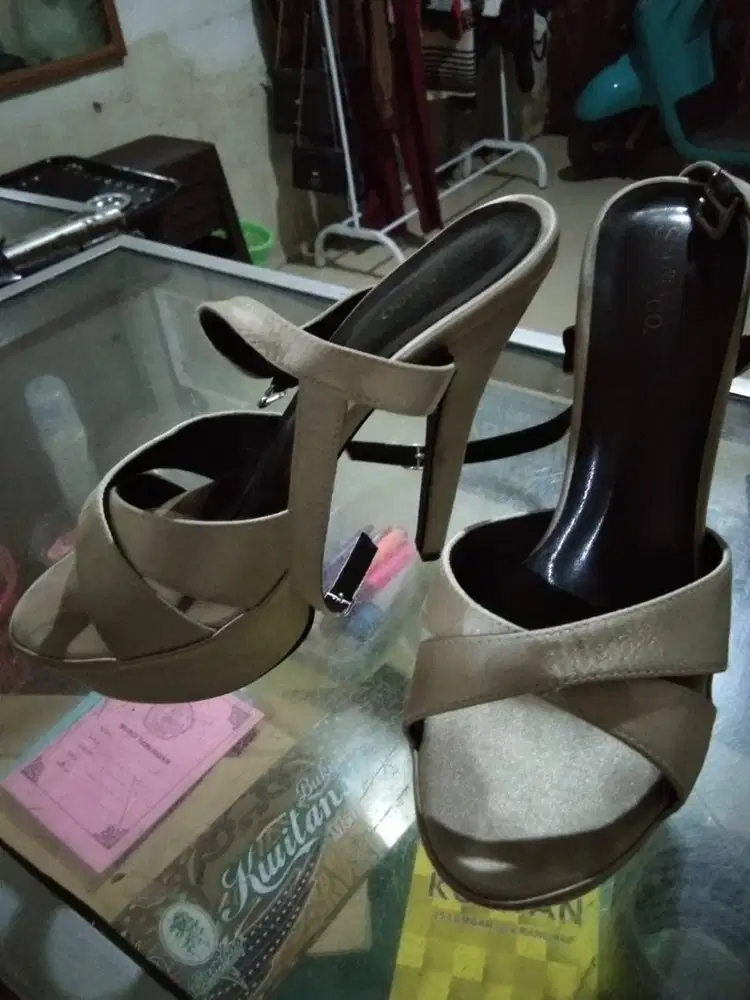 DIJUAL High Heels 15 cm uk.40