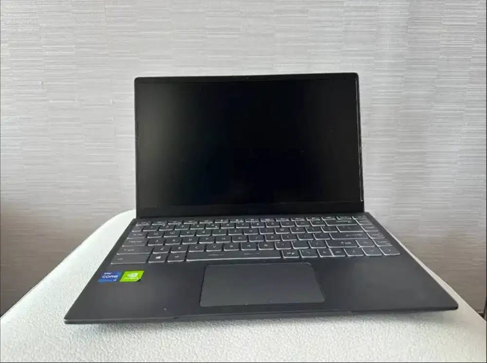 Laptop MSI MS-14D28000